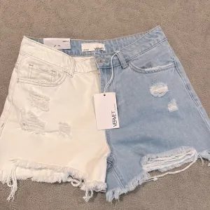 NEW two tone jean shorts
