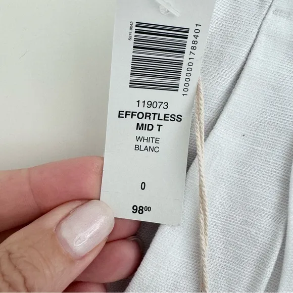 NWT Aritzia Effortless Linen Shorts in Mid Thigh