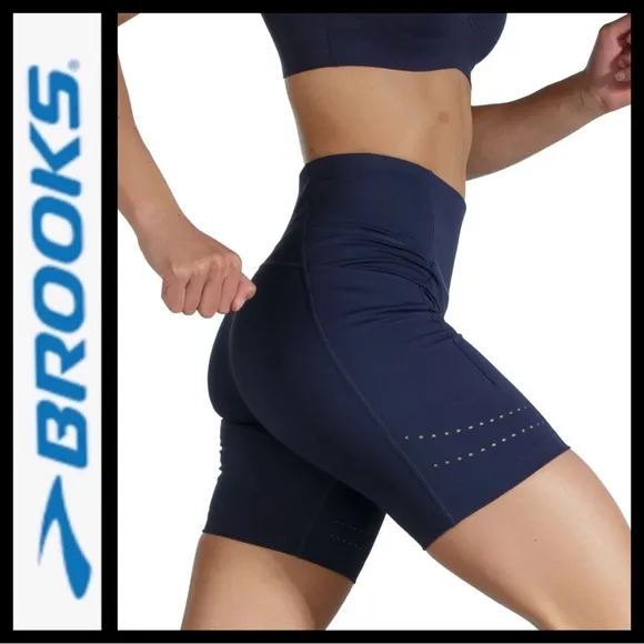 NWT Brooks Method 8” Short Tight