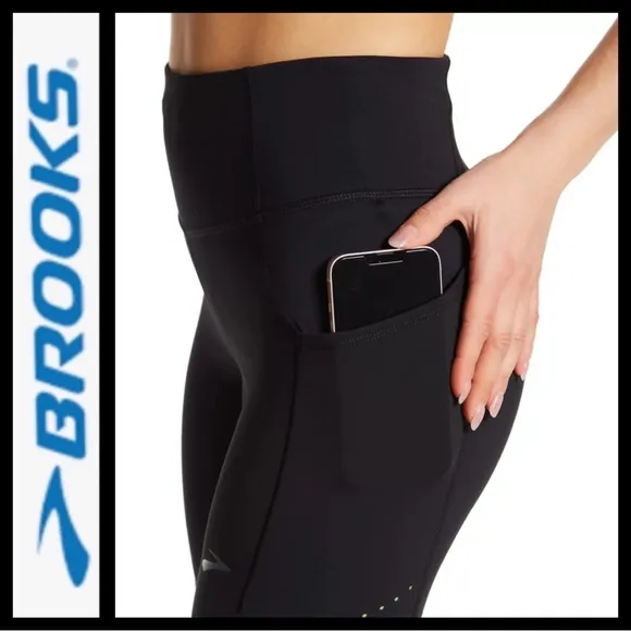 NWT Brooks Method 8” Short Tight