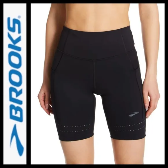 NWT Brooks Method 8” Short Tight