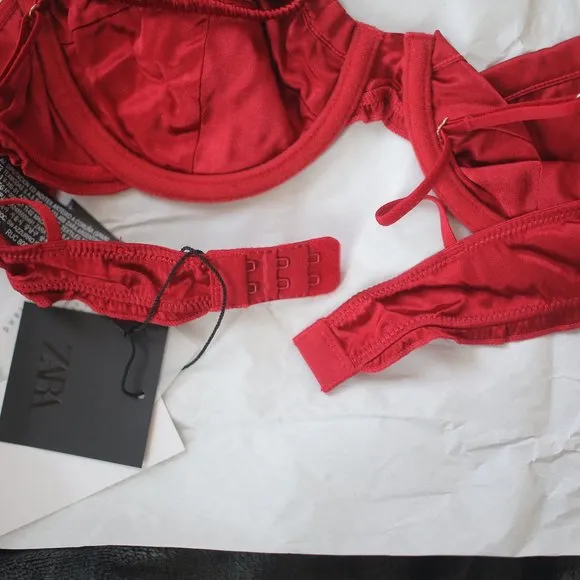 NWT RUFFLED RED SILK BRA.