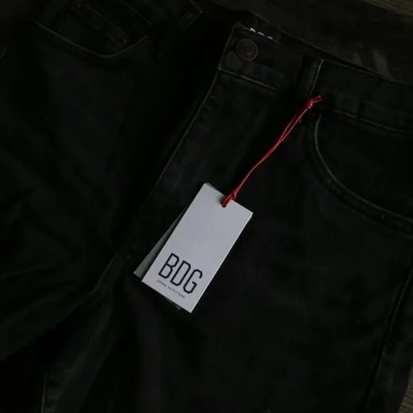 NWT Urban Outfitters BDG Black Shorts Size 31 A Line Denim