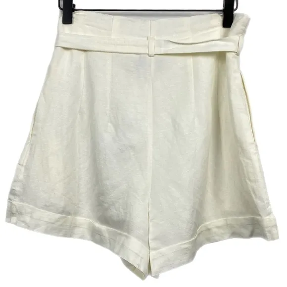 Nwt | VICI Collection Linen Blend Paperbag Shorts in White Size Small