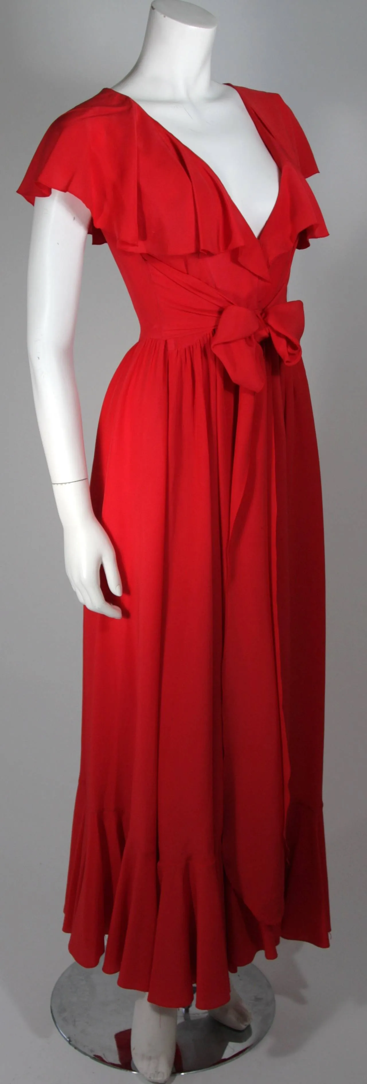 OSCAR DE LA RENTA Red Ruffled Neckline & Wrap Waist Dress Size 6