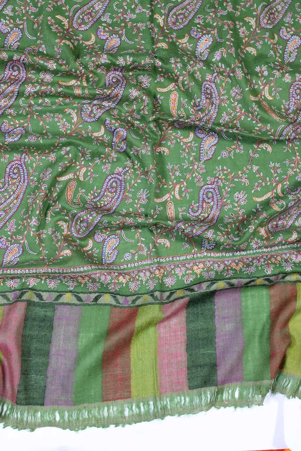 Paldar Green Sozni Embroidered Handwoven Jamawar Pashmina Shawl