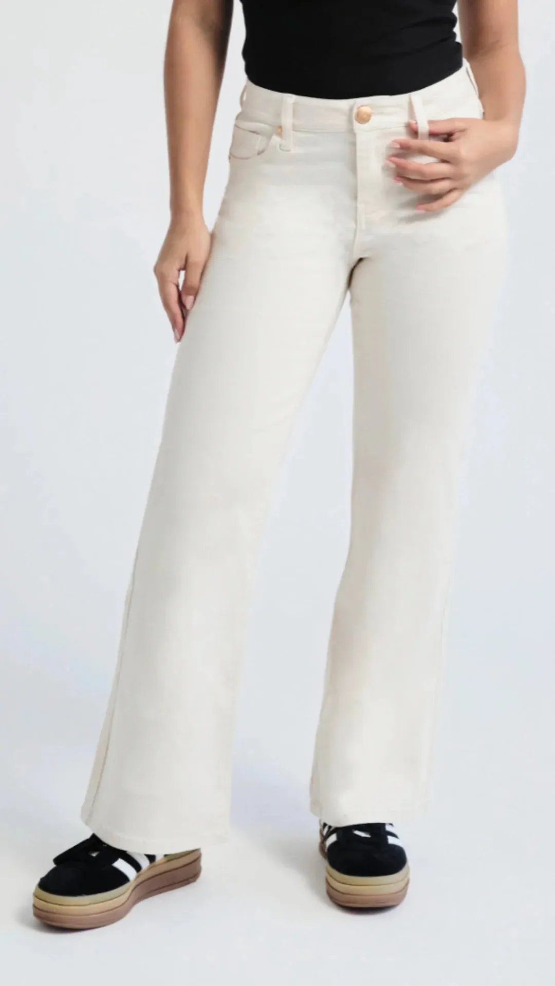 Petite 29" Slim Wide Leg Jean