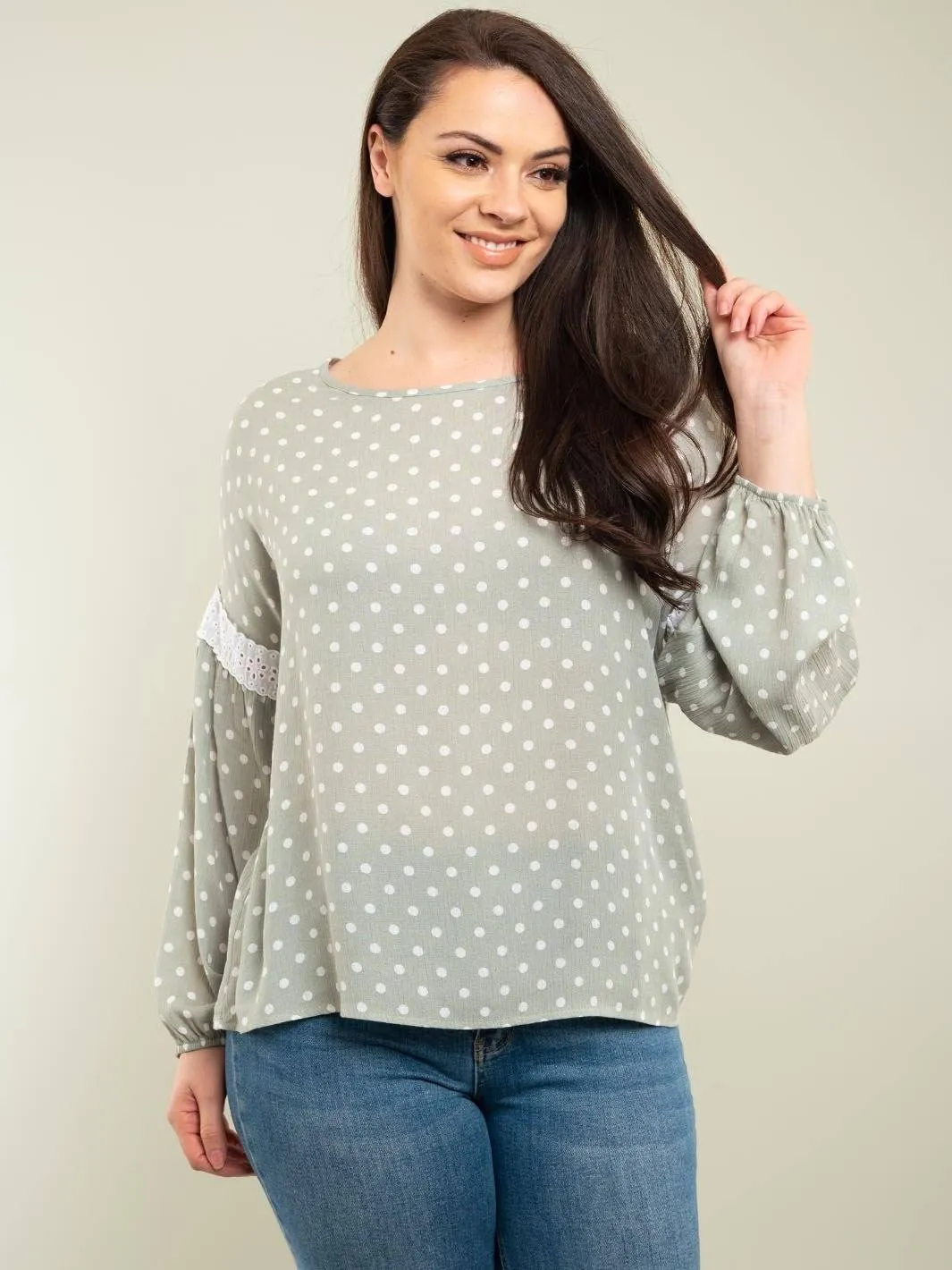 PLUS SIZE POLKA DOTS LONG SLEEVE TOP