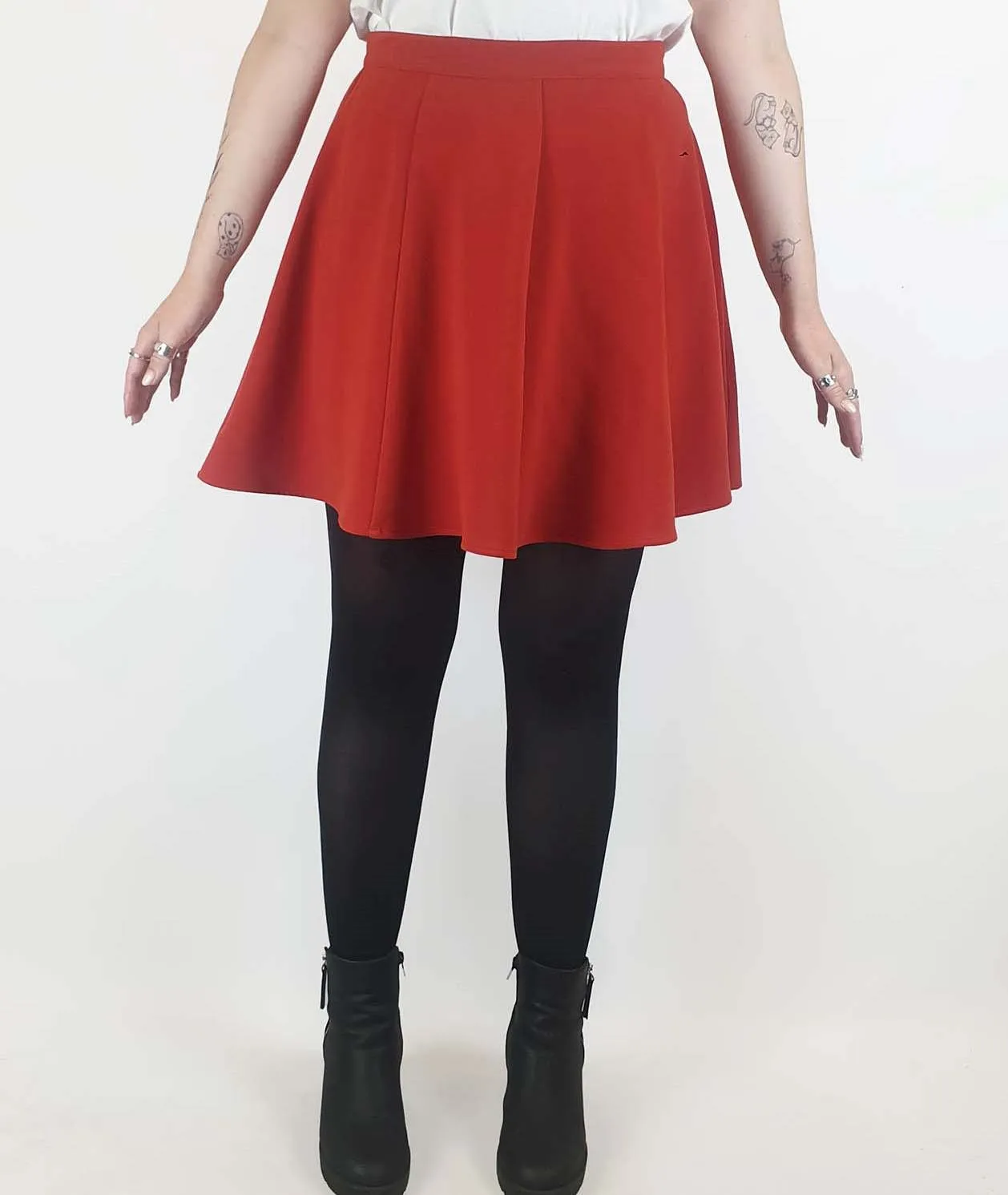Princess Highway red A-line mini skirt size 14, best fits 12-14