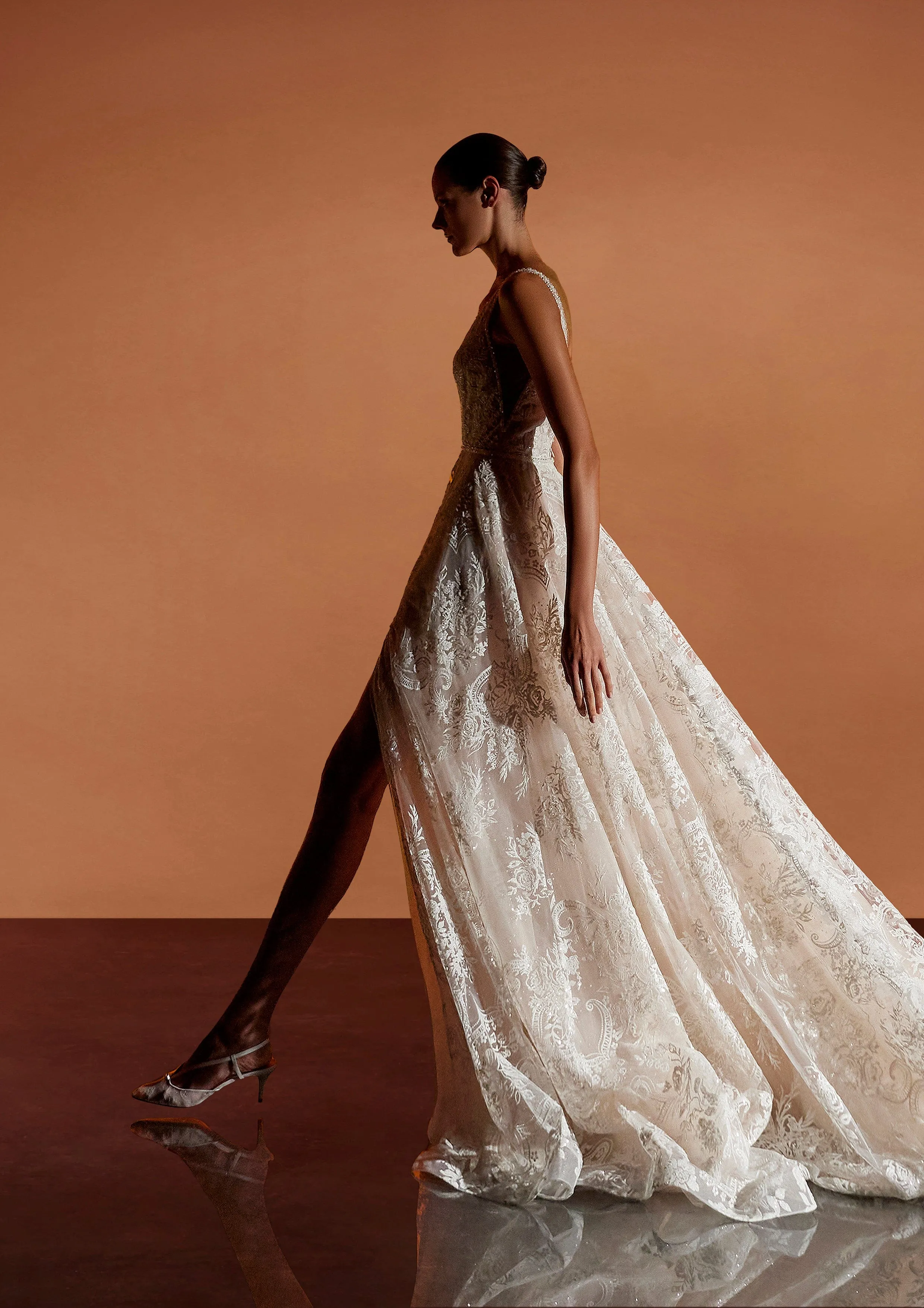 Pronovias Privee: Nethra
