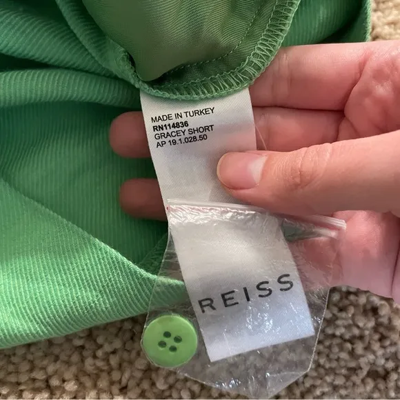 Reiss Gracey Tailored Pleated Linen Blend Shorts Green Size 4