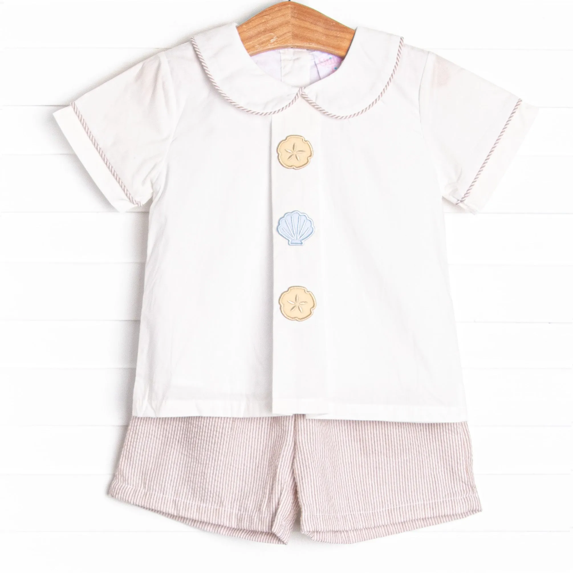 Seashell Search Applique Short Set, Tan