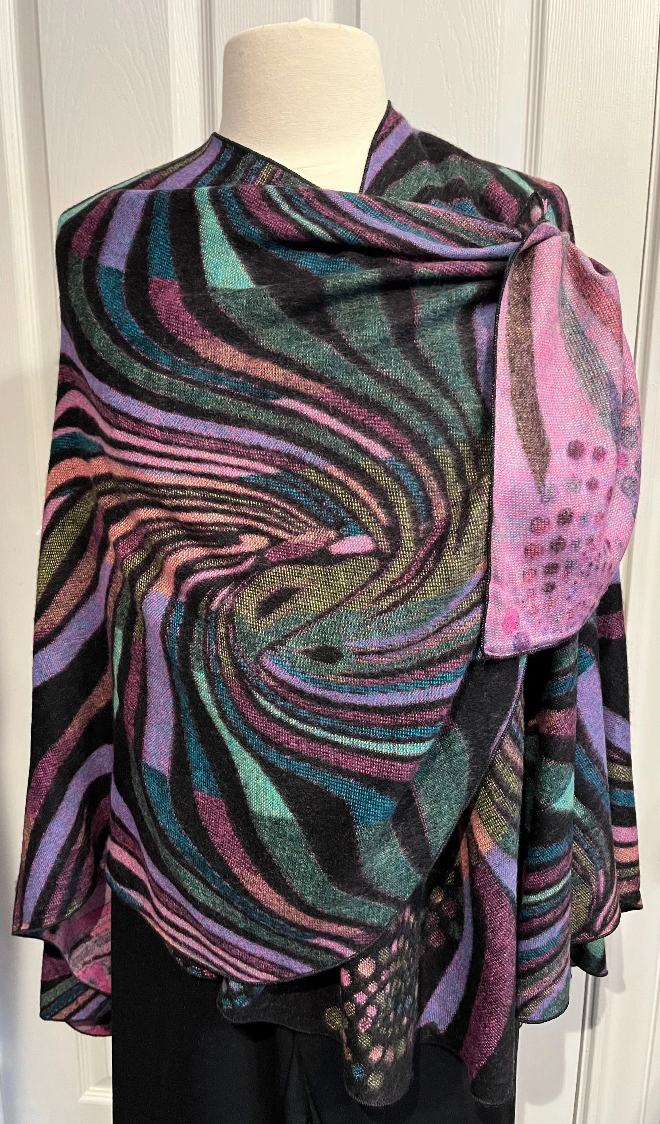 Shades of Purple Reversible Cashmere Shawl