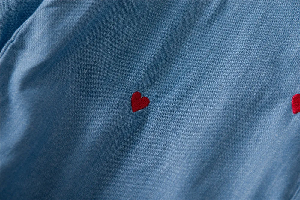 Single-breasted Love Shape Embroidery Lapel Denim Shirts