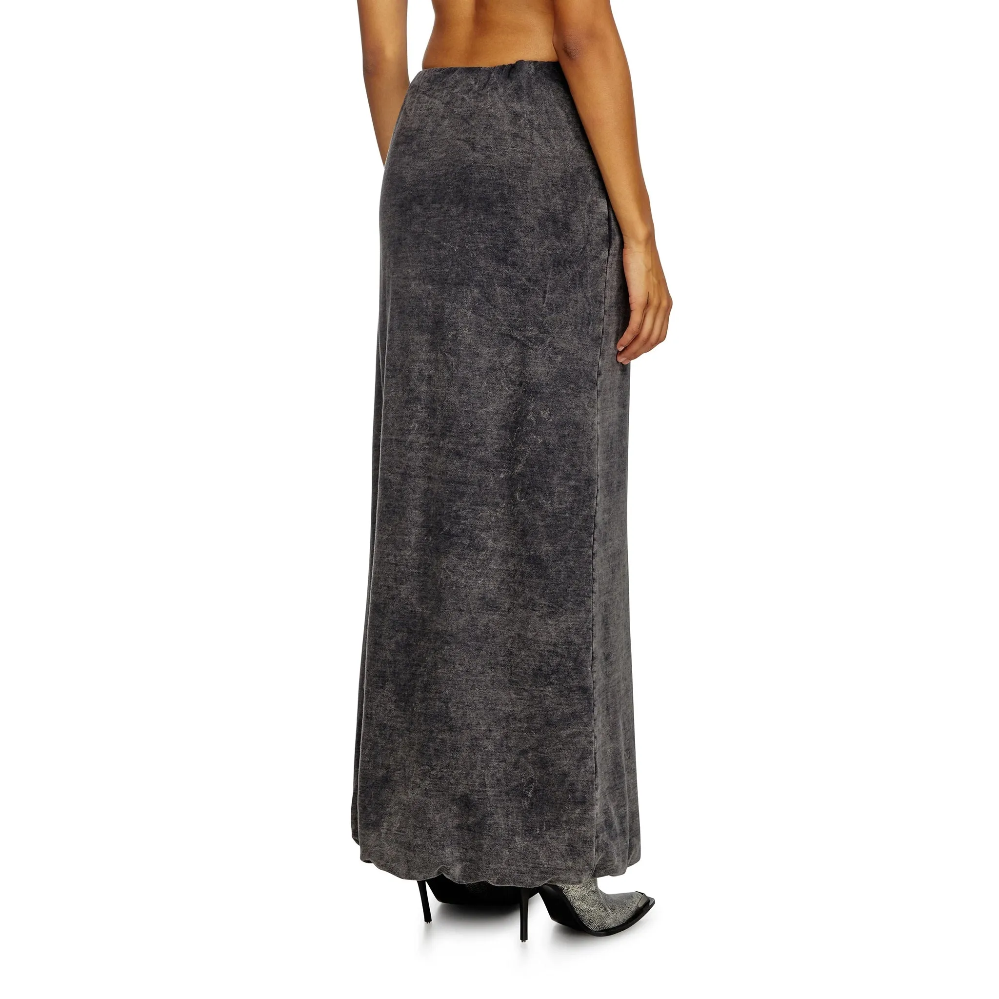 SKIRTS / 02