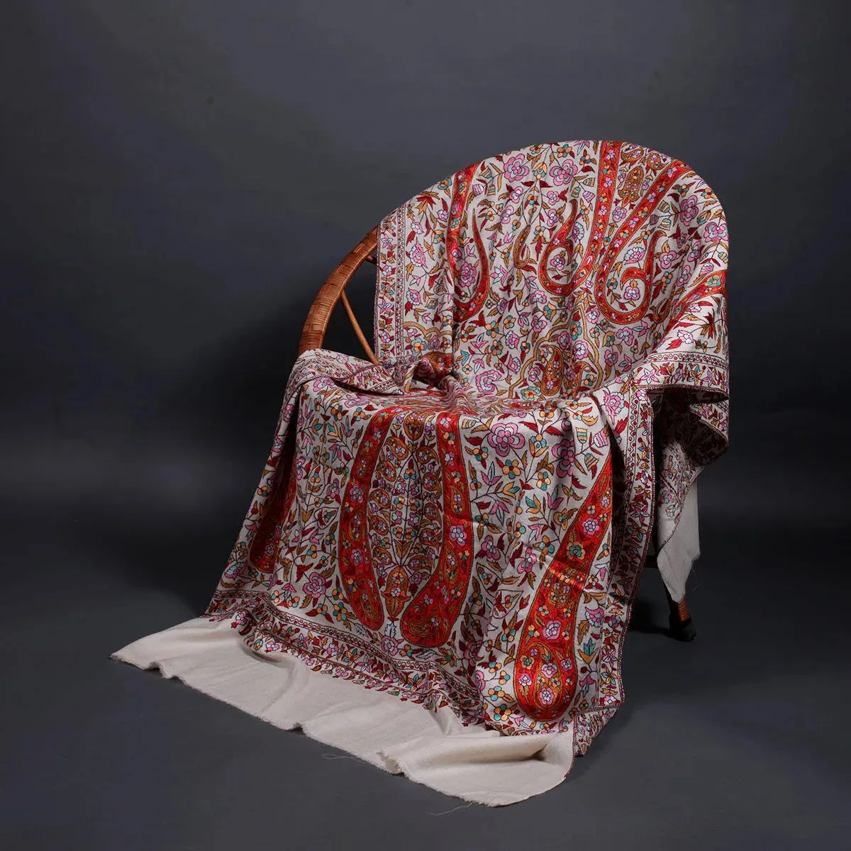 Sozni Embroidered White Base Paisley Jamawar Pashmina Shawl