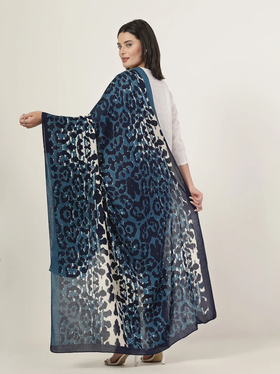 Style Quotient Women Animal Printed Shawls