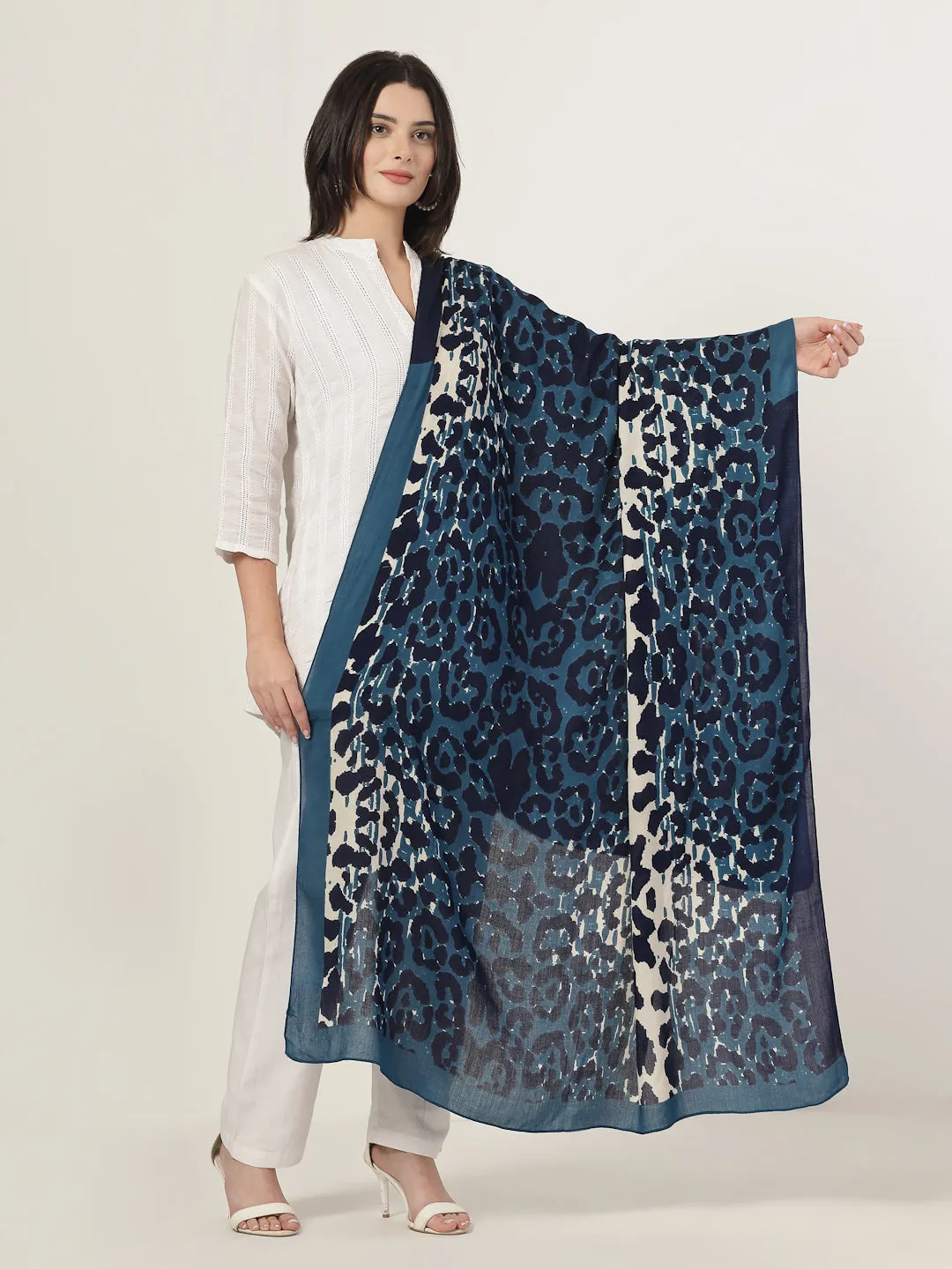 Style Quotient Women Animal Printed Shawls