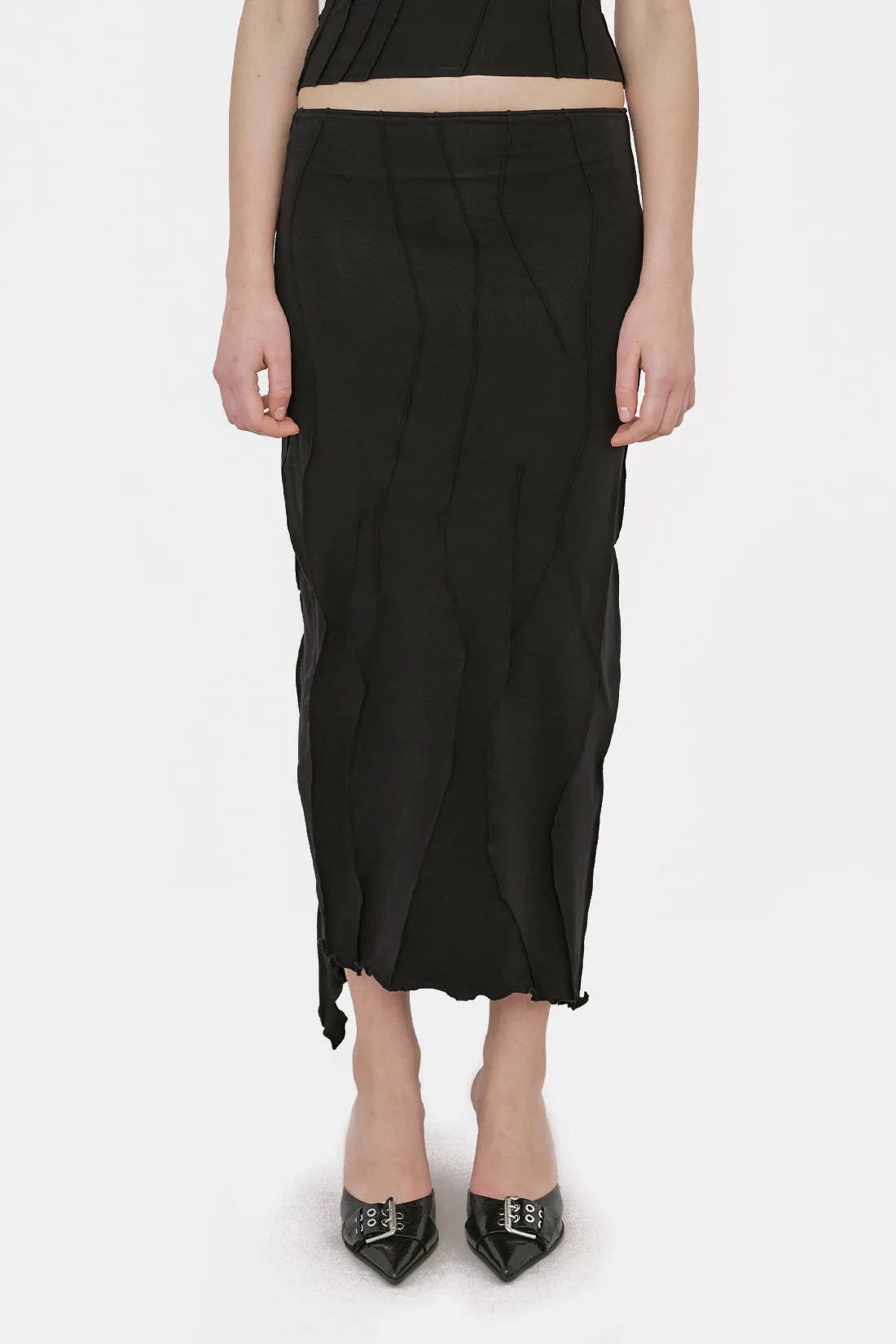 Suture Long Skirt in Black