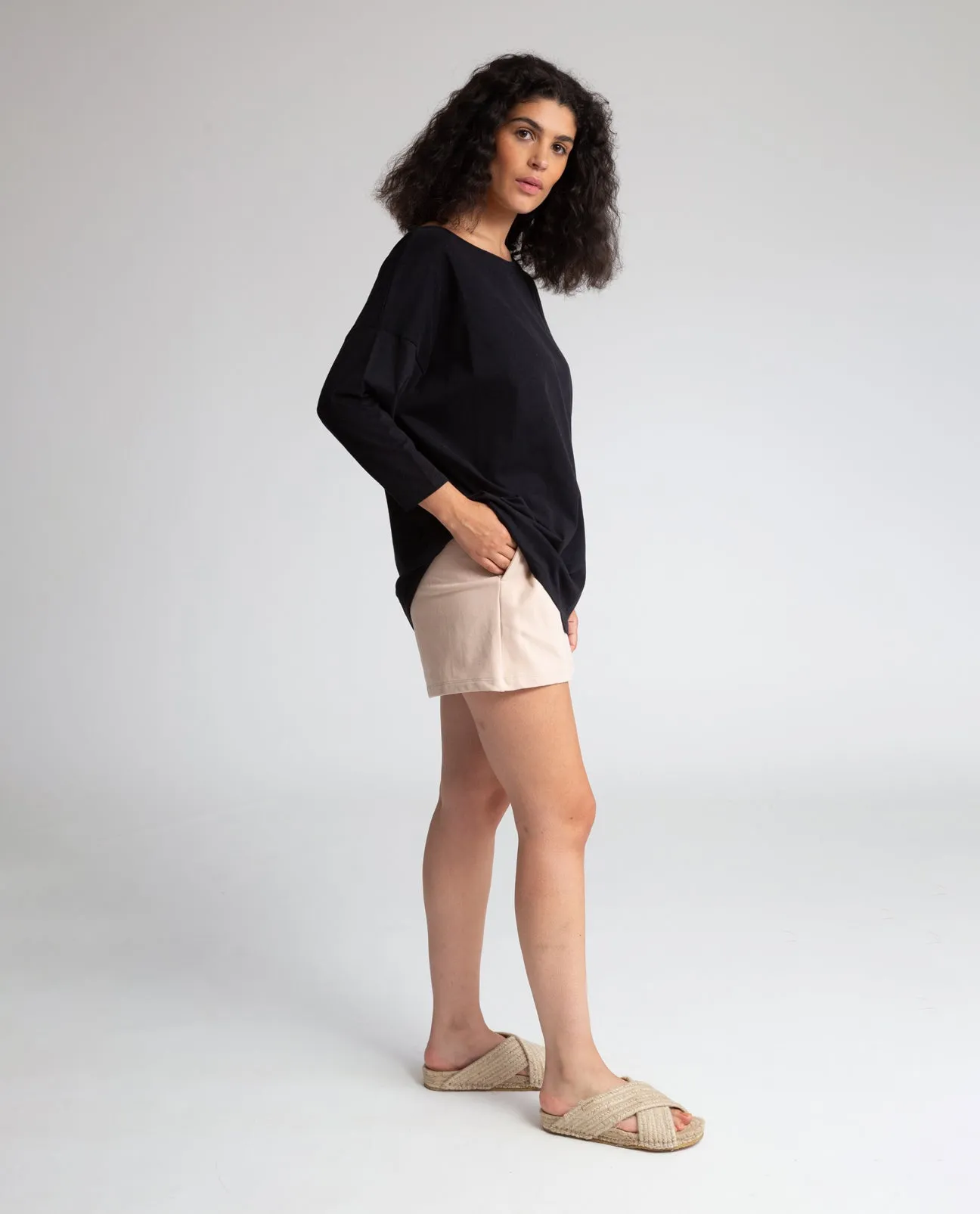 Sylvia Organic Cotton Shorts In Crepe