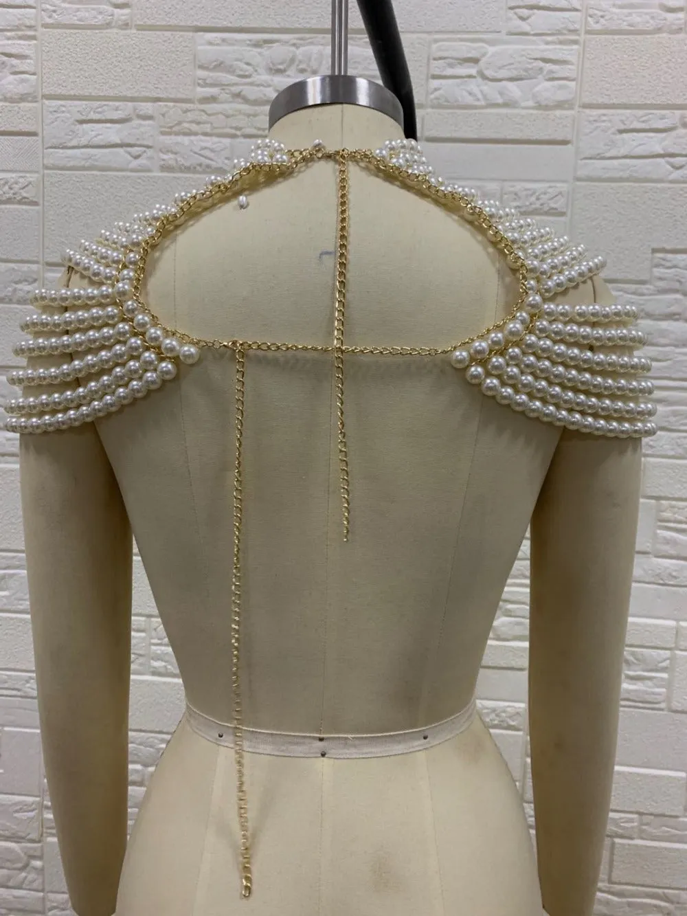 The PEARLfect ⚪️ Pearl Shawls