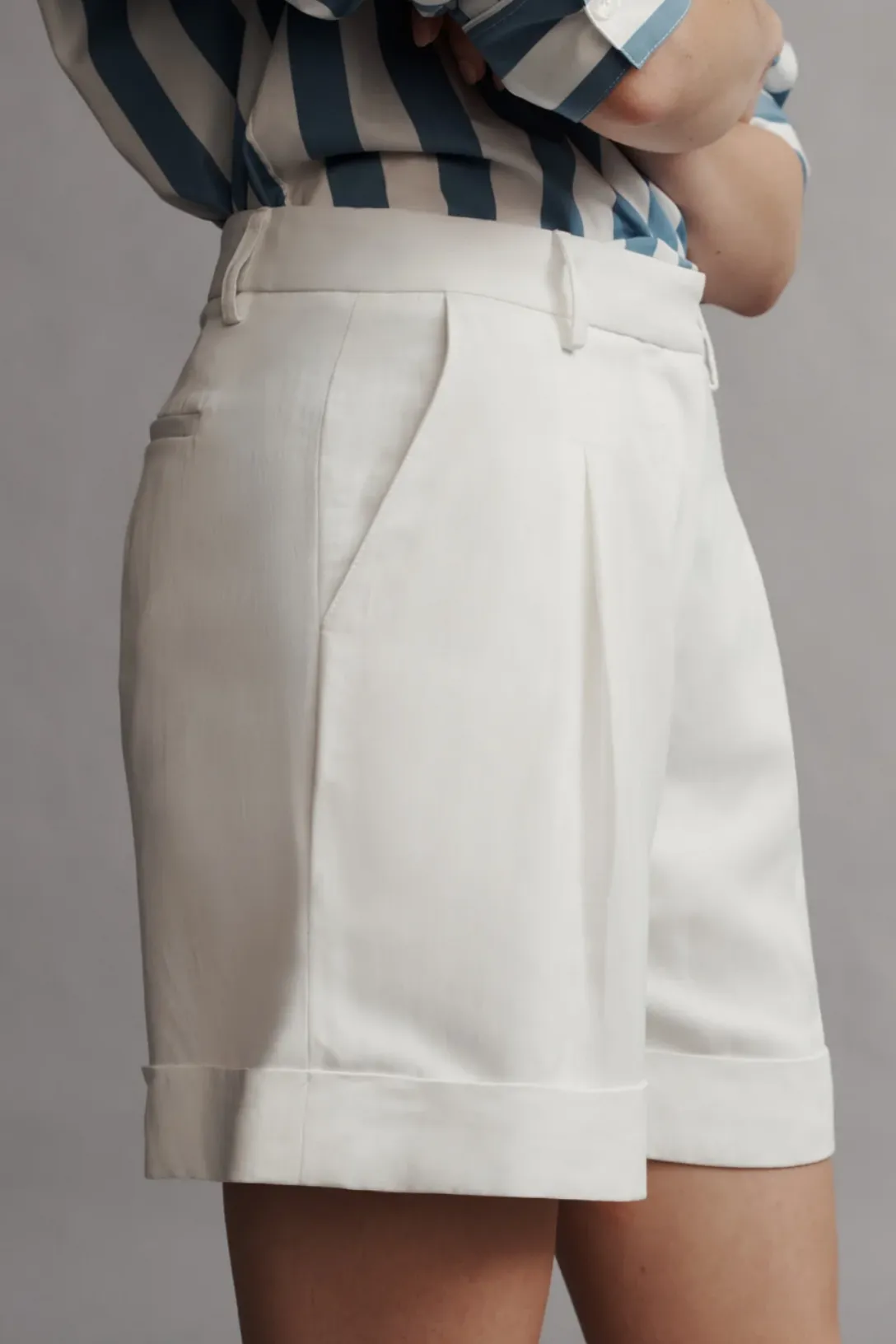 Thompson Shorts | White