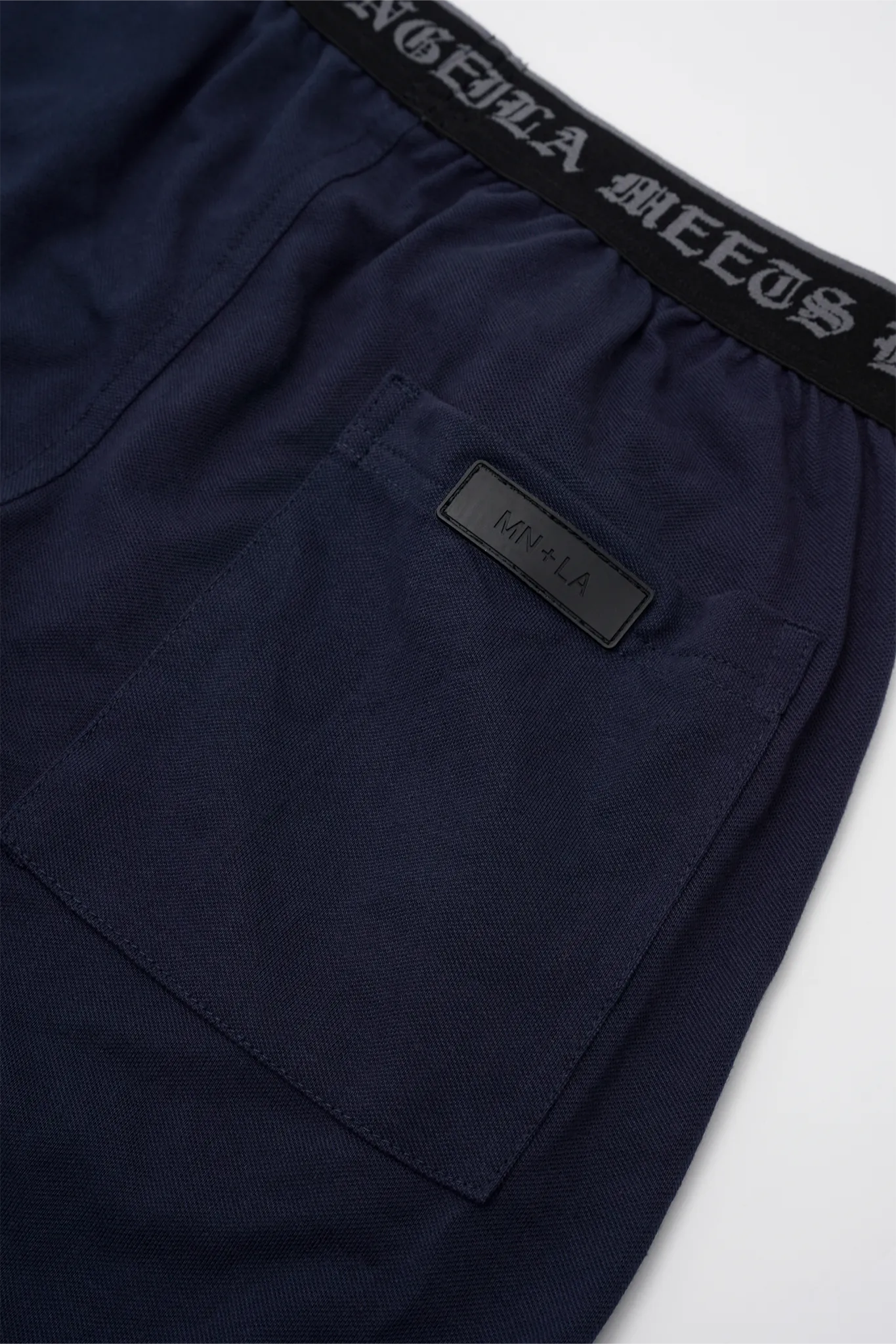 TRAINING SHORTS IN NAVY