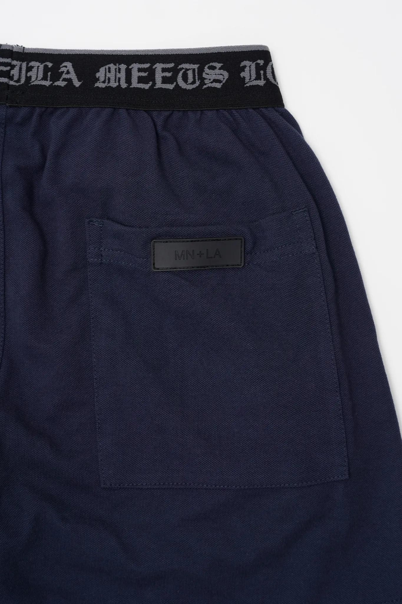 TRAINING SHORTS IN NAVY