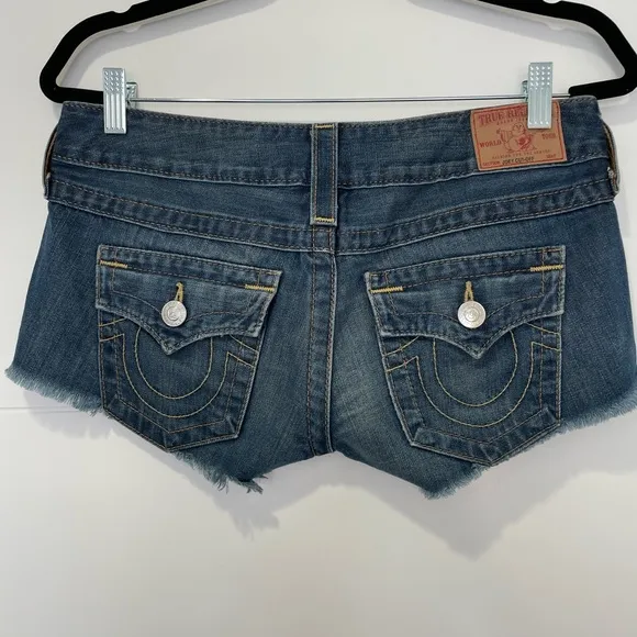 True Religion Joey cut off denim blue Jean frayed Short low rise summer beach 28