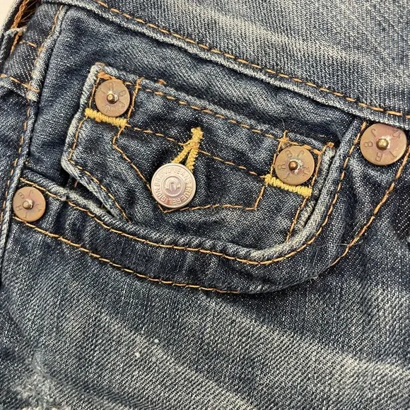 True Religion Joey cut off denim blue Jean frayed Short low rise summer beach 28