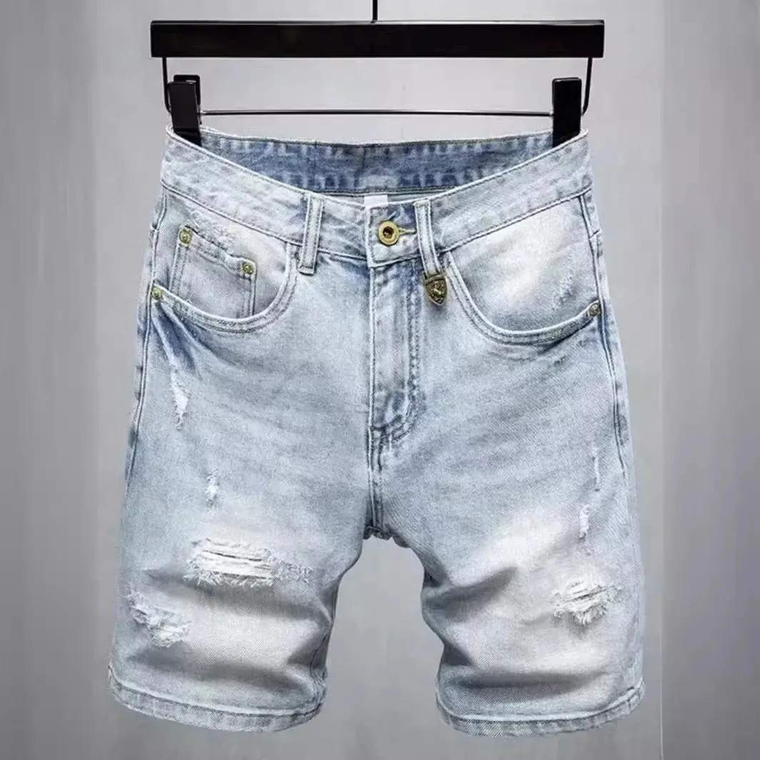 UrbanWave Ripped Denim Shorts für Männer