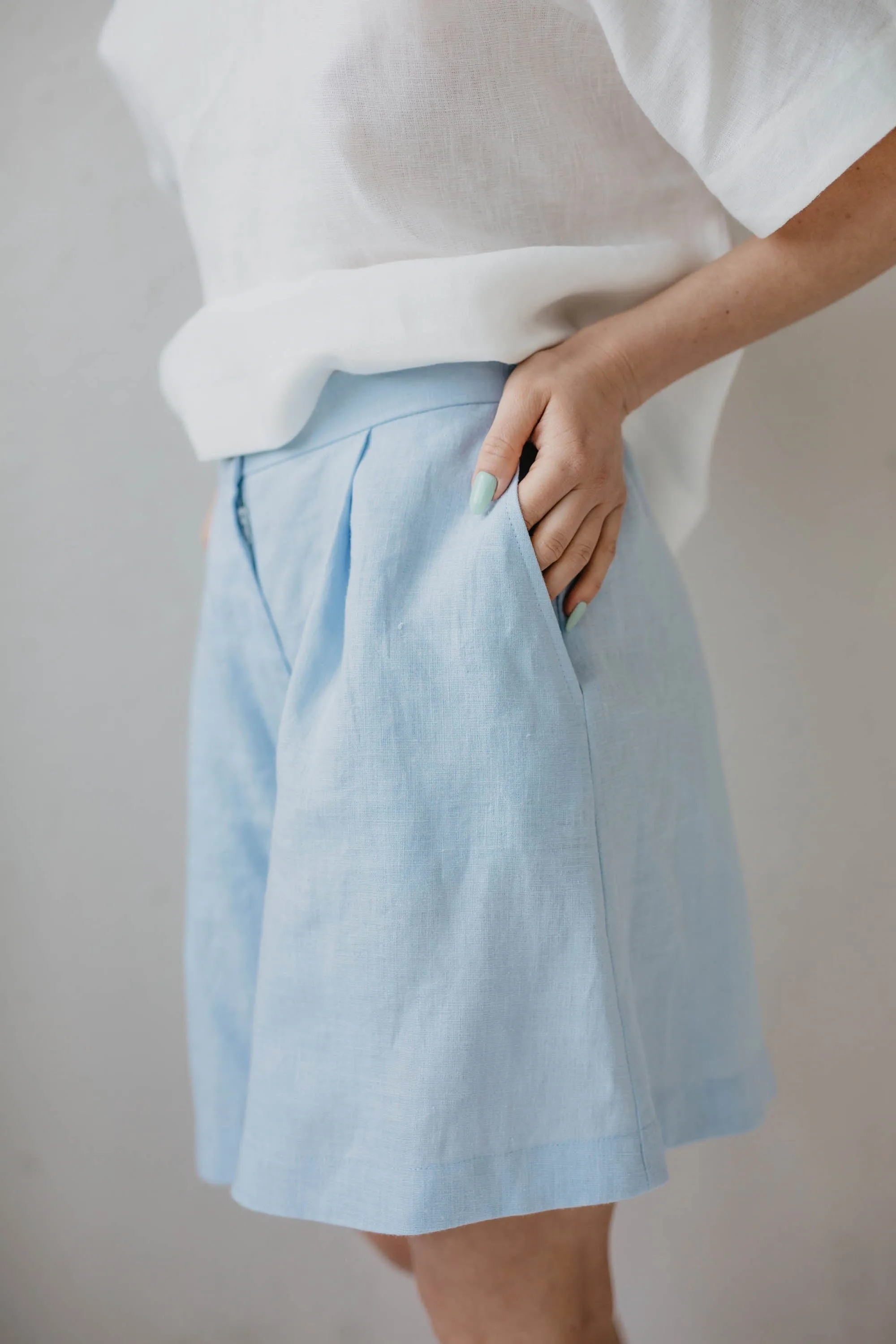 Urte Women's Linen Shorts | Multiple Colours