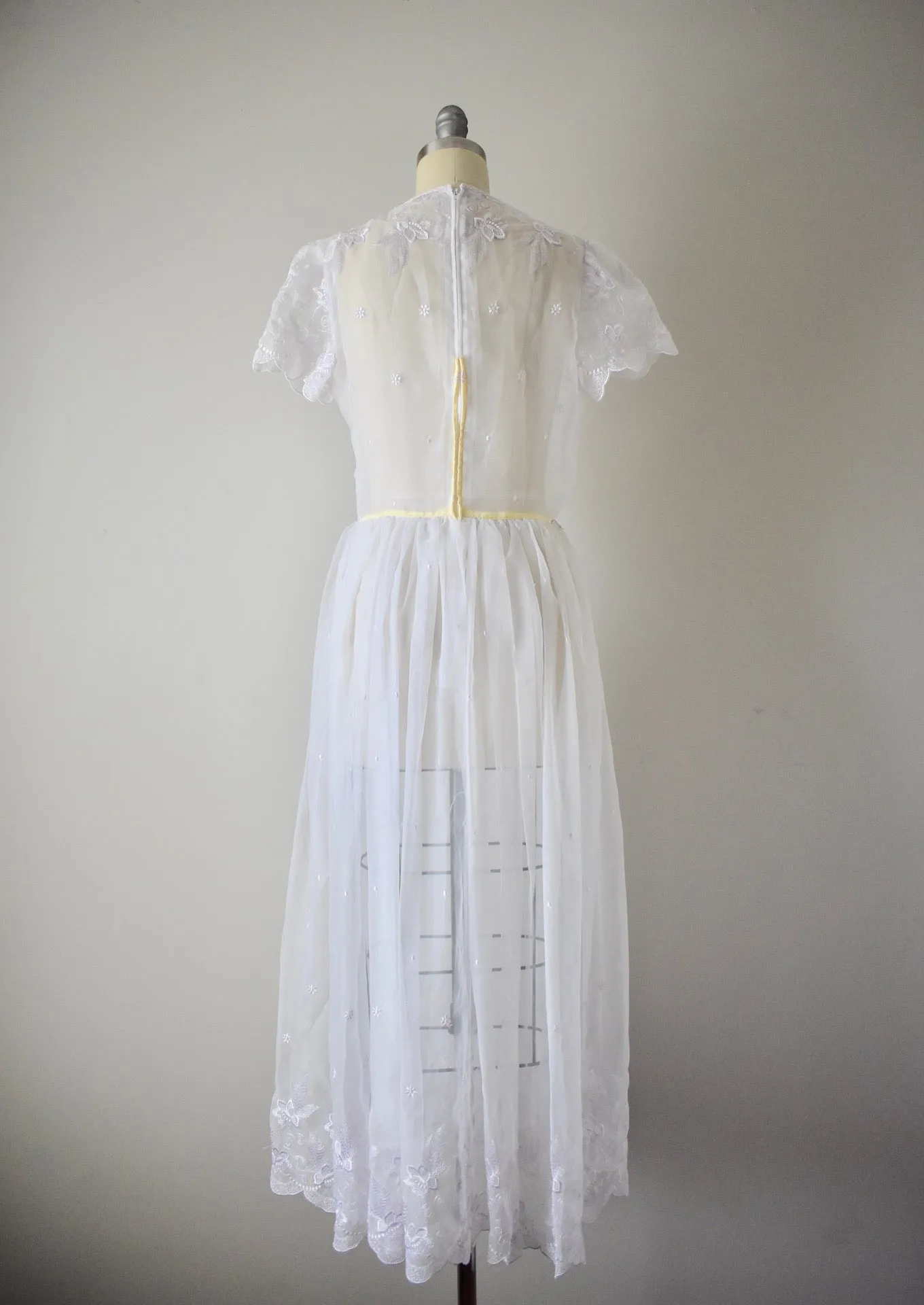Vintage 1970s Lavender Embroidered Dress