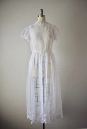 Vintage 1970s Lavender Embroidered Dress