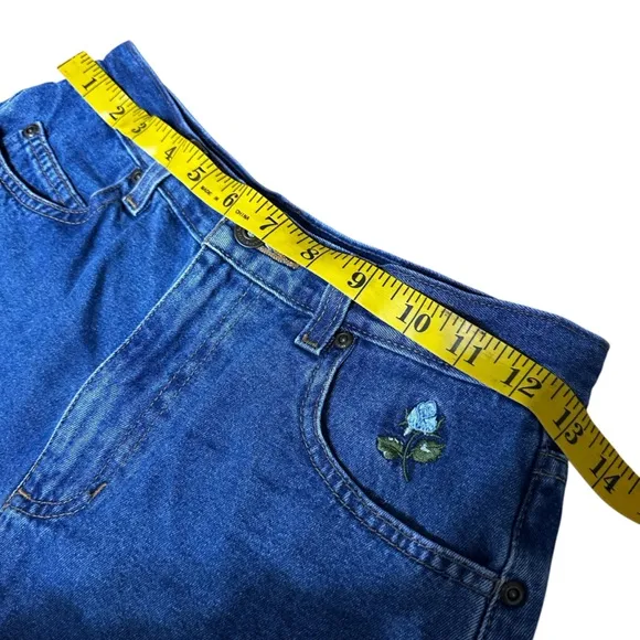 VTG Liz Claiborne High Waisted Mom Shorts Denim Embroidered Floral Jorts Sz 4P