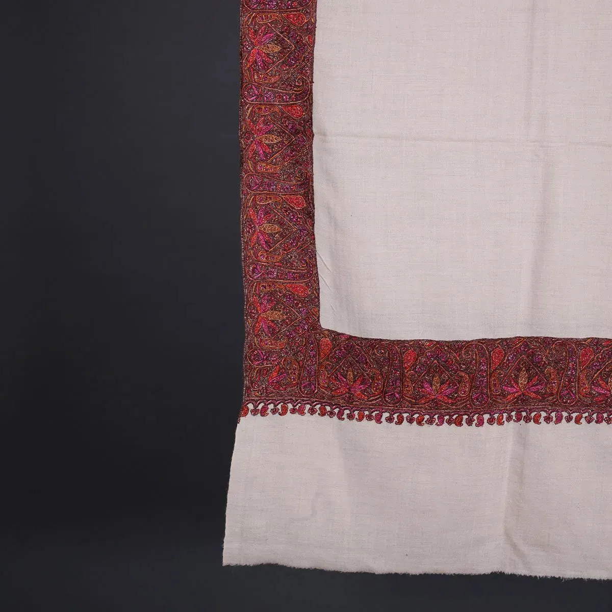 White Base Sozni Embroidered Dordar Pashmina Shawl