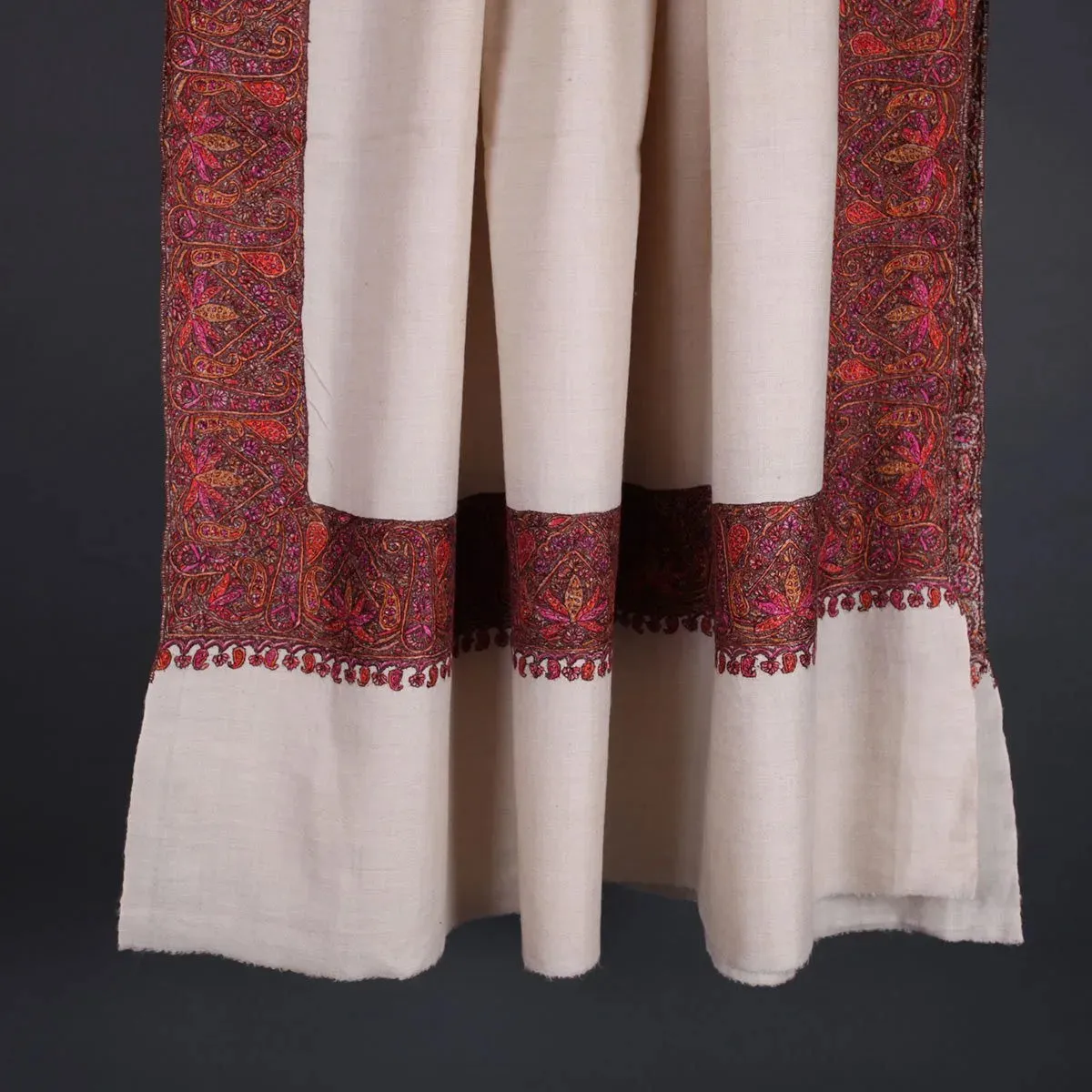 White Base Sozni Embroidered Dordar Pashmina Shawl