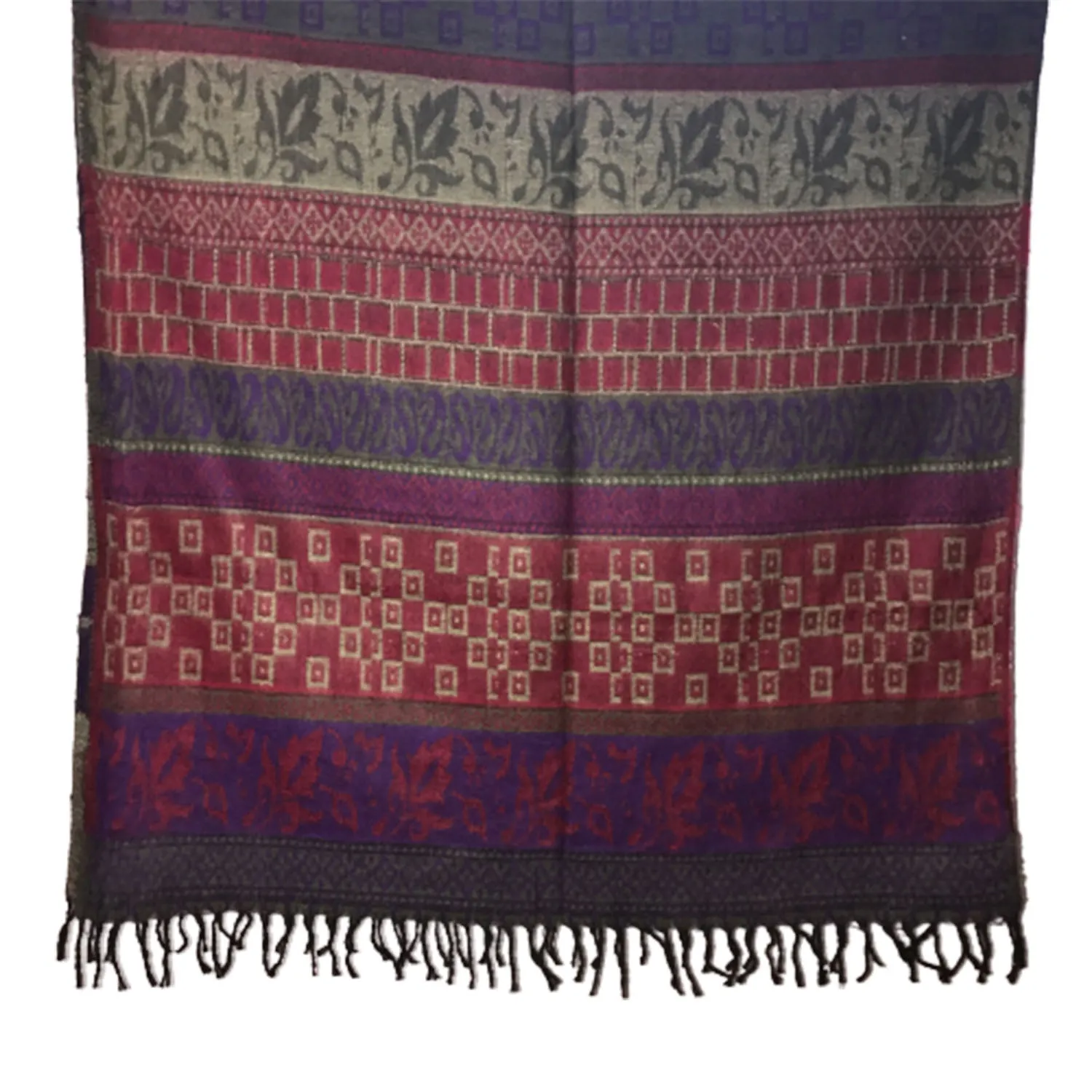 Women's 100% Printed woolen Shawl