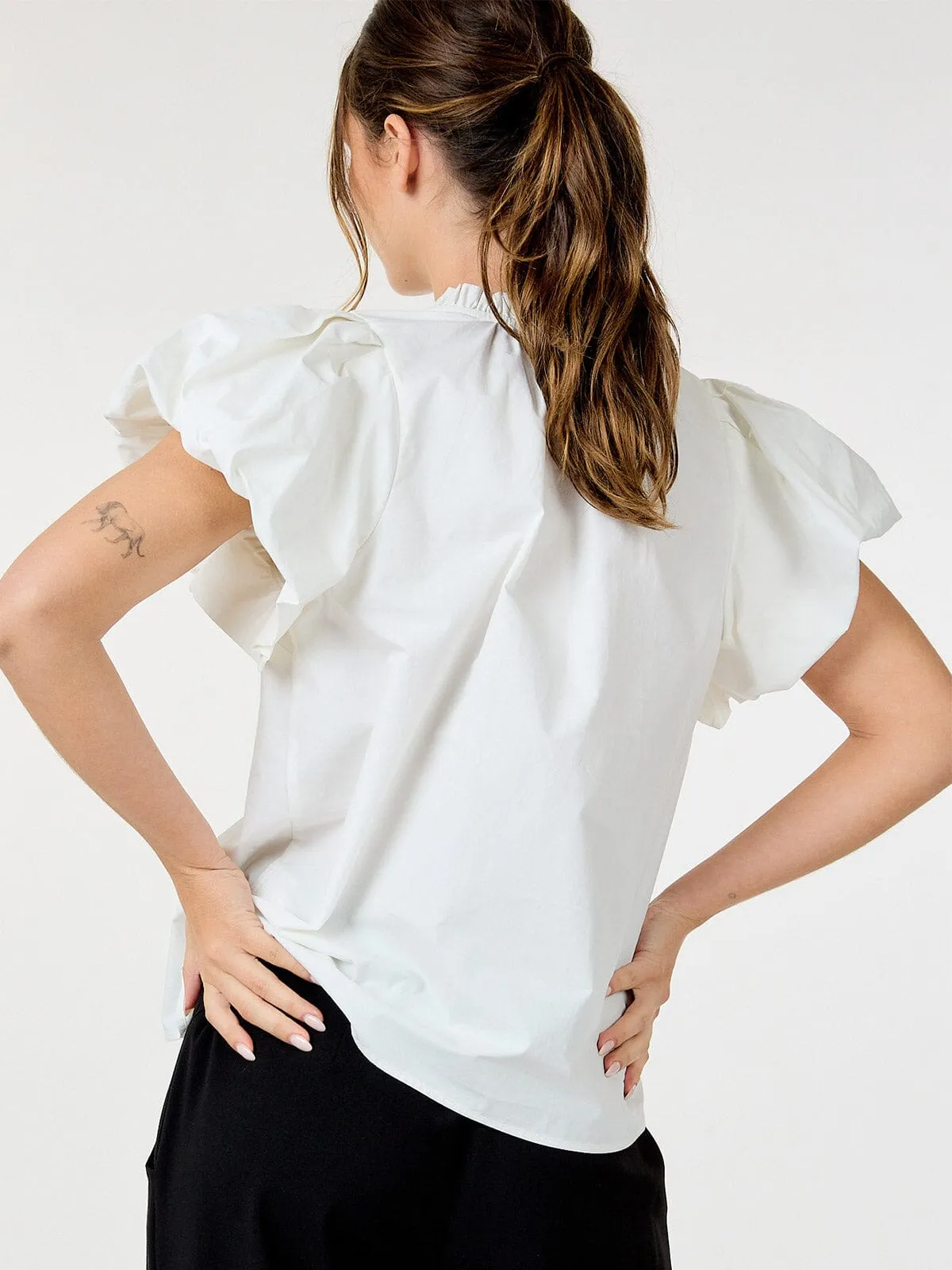 WOMEN'S SHORT PUFF SLEEVE V-NECK BLOUSE