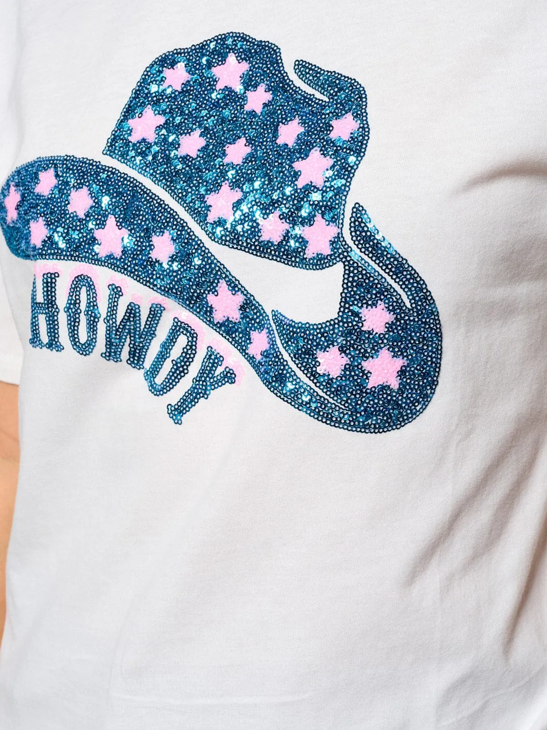 WOMEN'S SHORT SLEEVE SEQUINS HOWDY GRAPHIC TOP
