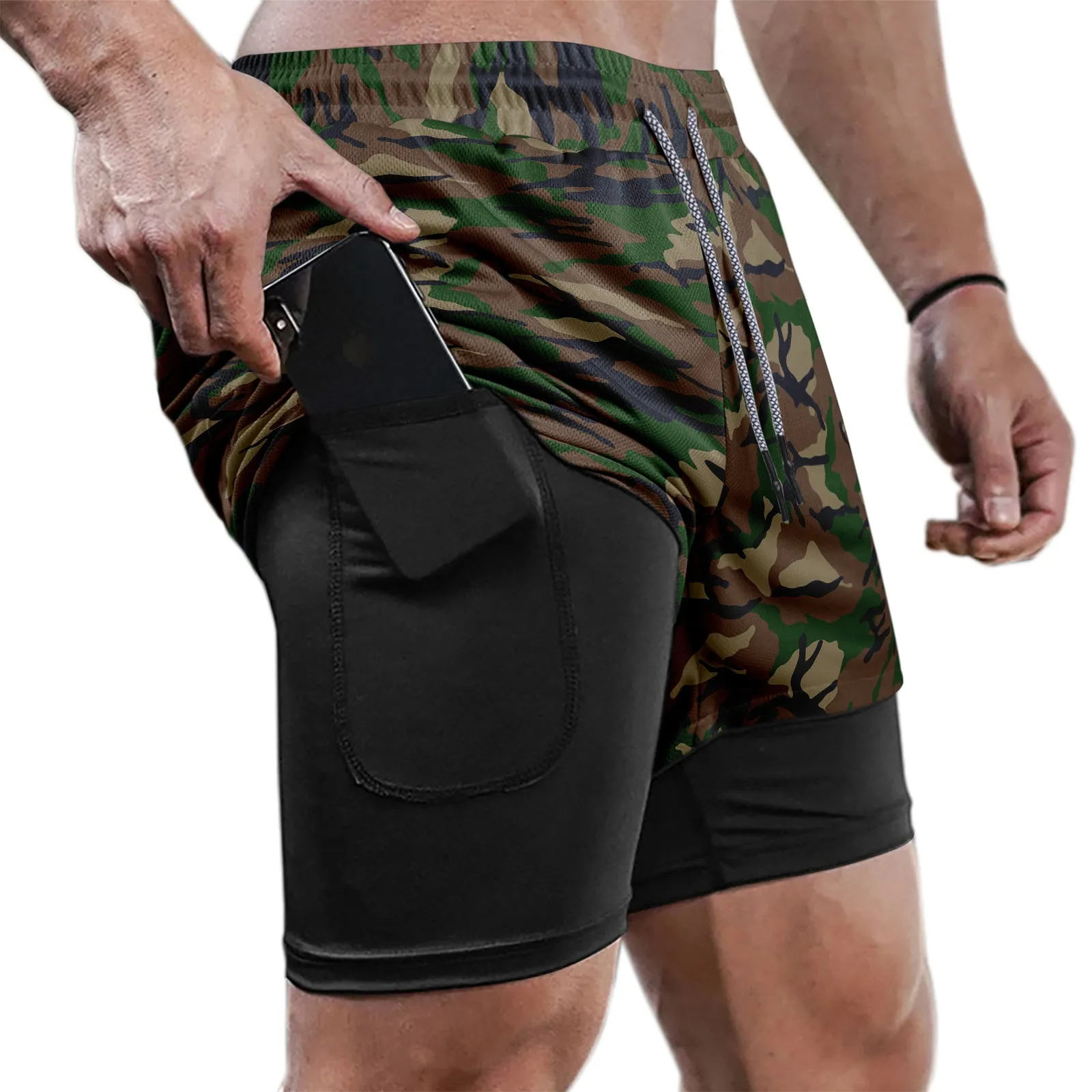 WOODLAND CAMO QUICKDRY POCKET 2 IN 1 7'' INSEAM RUNNING SHORTS