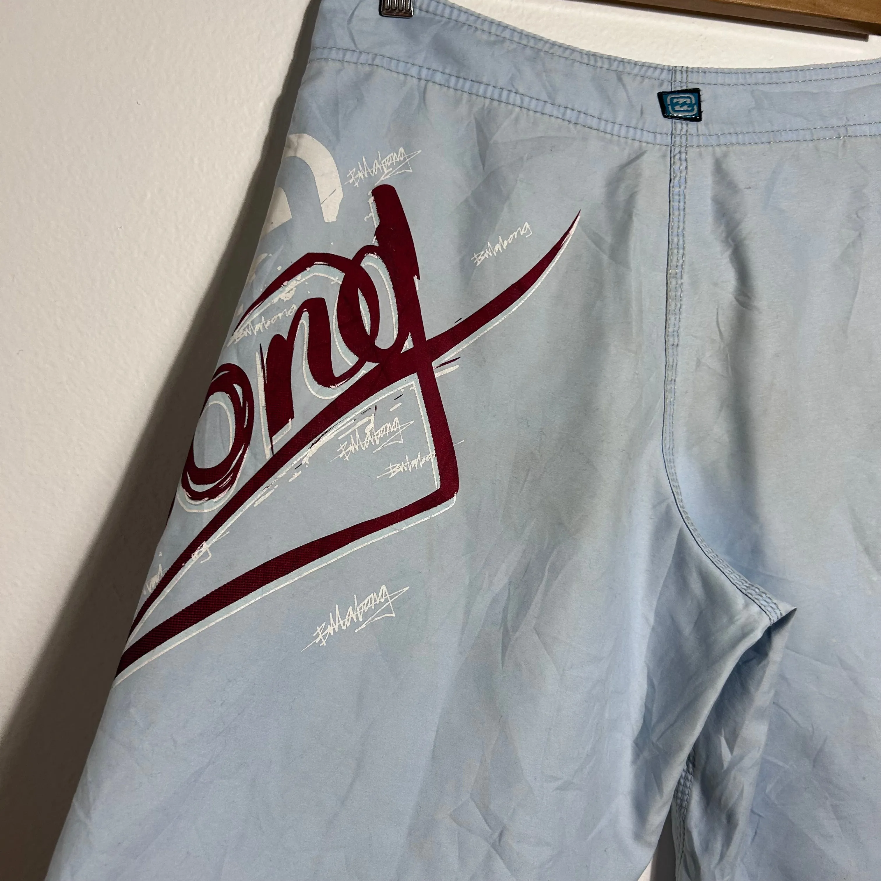 Y2K Billabong boardshorts W30’