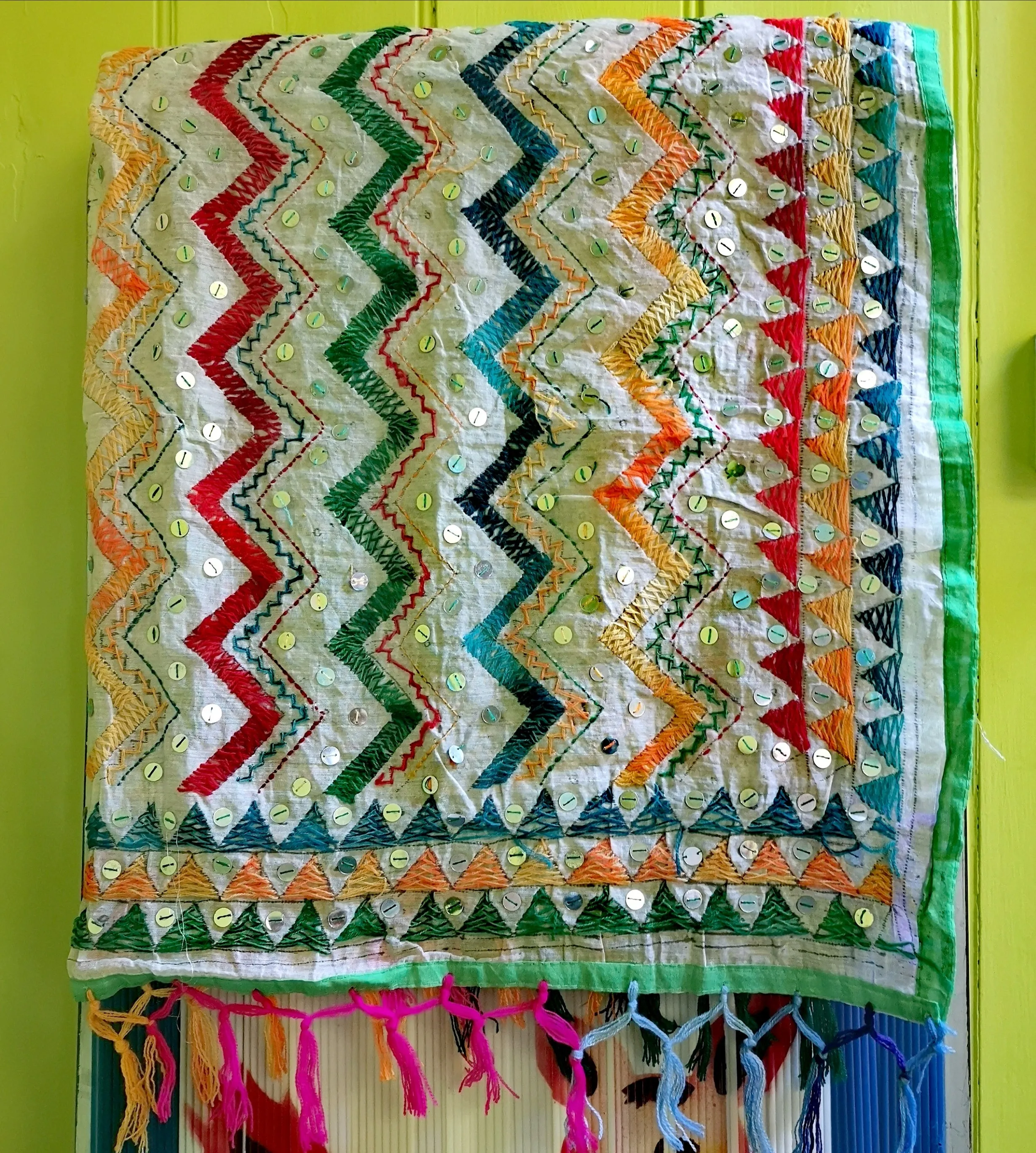 Zig zag hand embroidered shawl